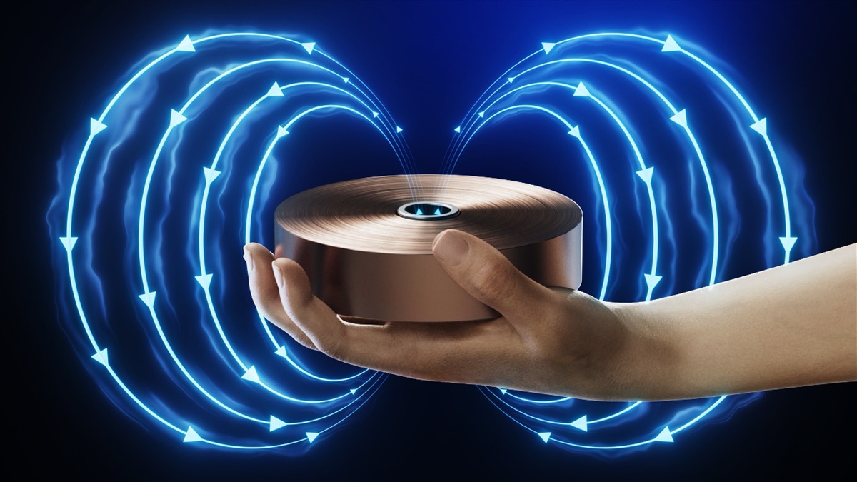 Miniature superconducting magnet in the palm of a hand